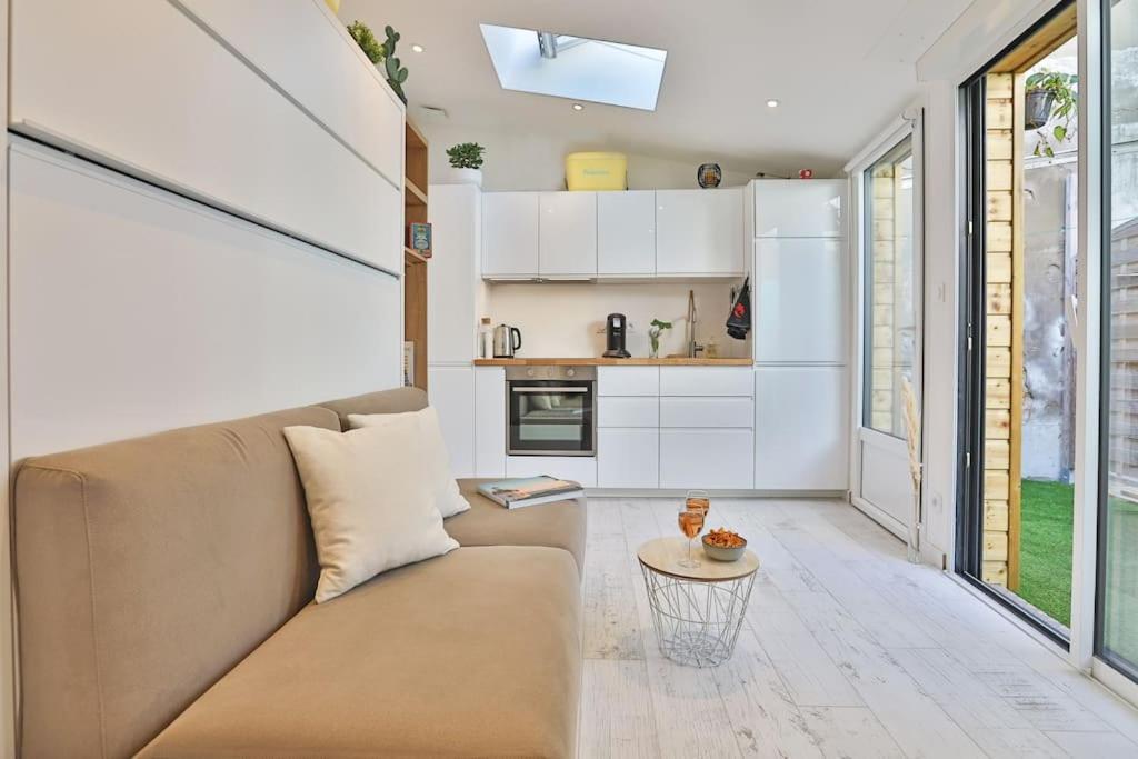 Tiny Studio Terrasse, Hypercentre La Plage A 2 Pas ! Les Sables-dʼOlonne 외부 사진