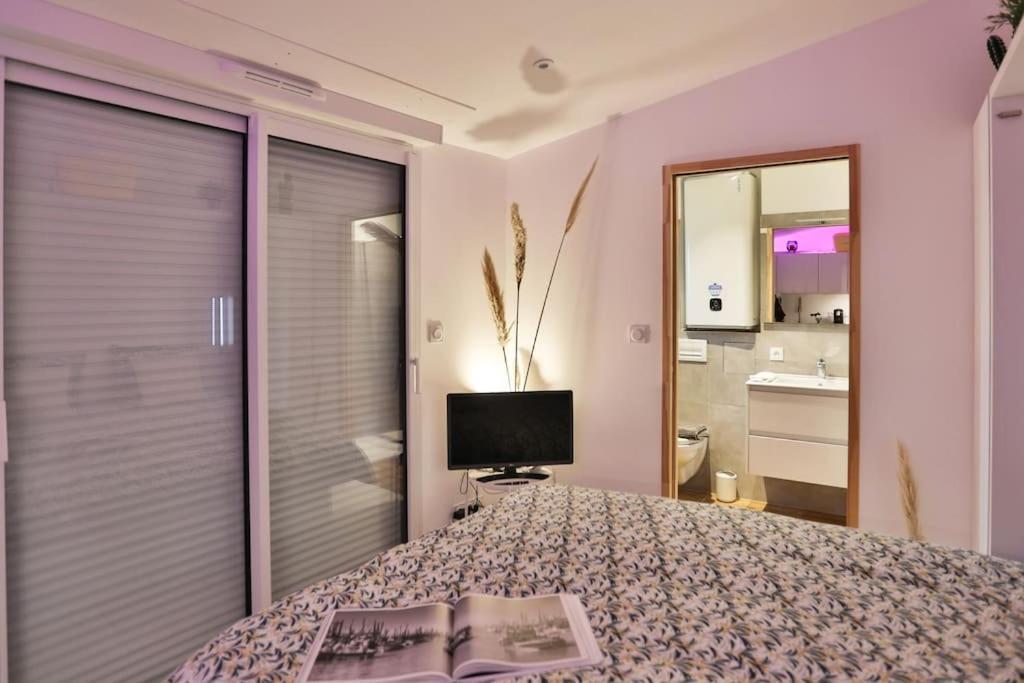 Tiny Studio Terrasse, Hypercentre La Plage A 2 Pas ! Les Sables-dʼOlonne 외부 사진